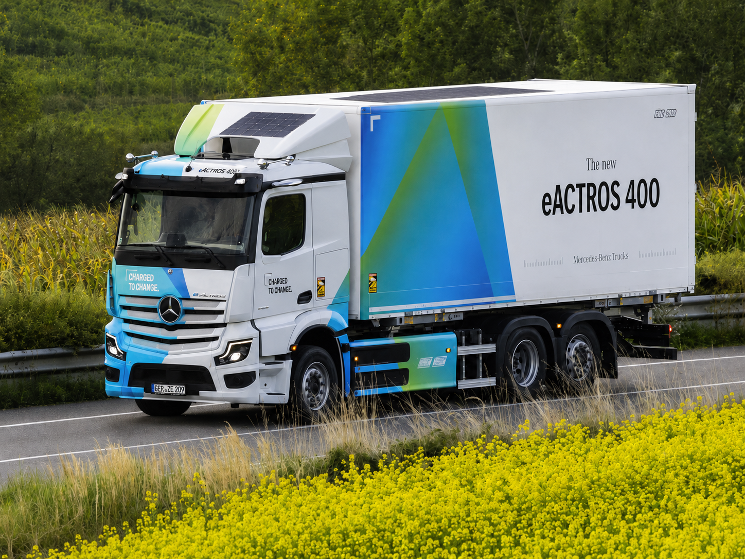 Scania heavy-duty truck solar application photo 1