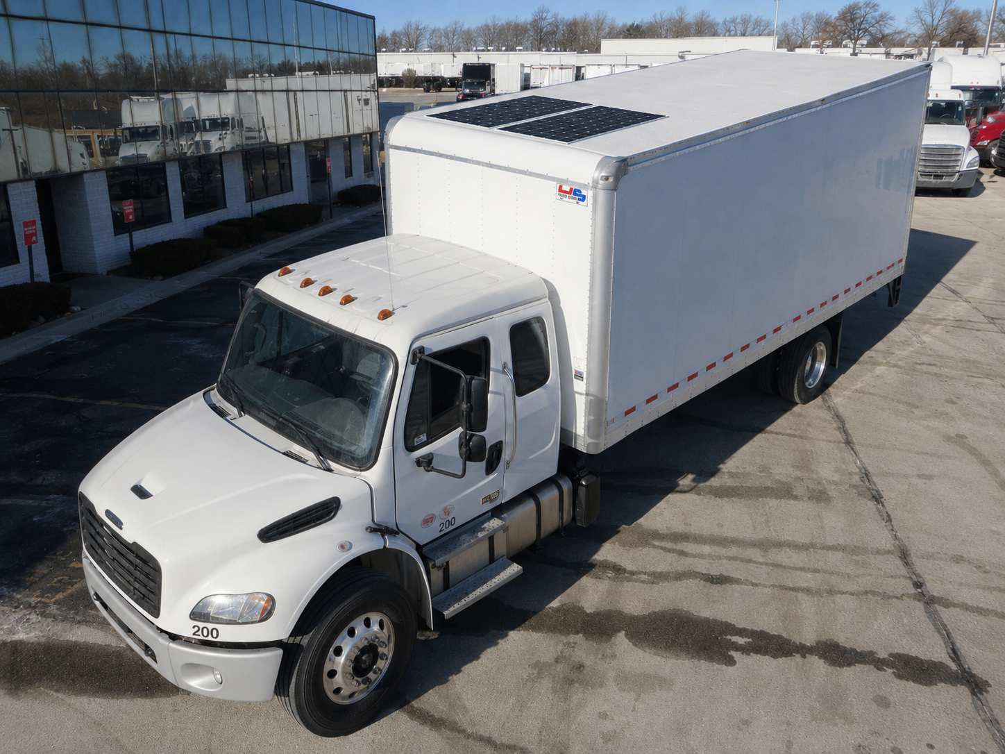Liftgate Box Trucks solar application photo 2