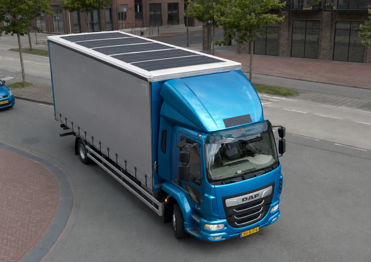 Liftgate Box Trucks solar application photo 8