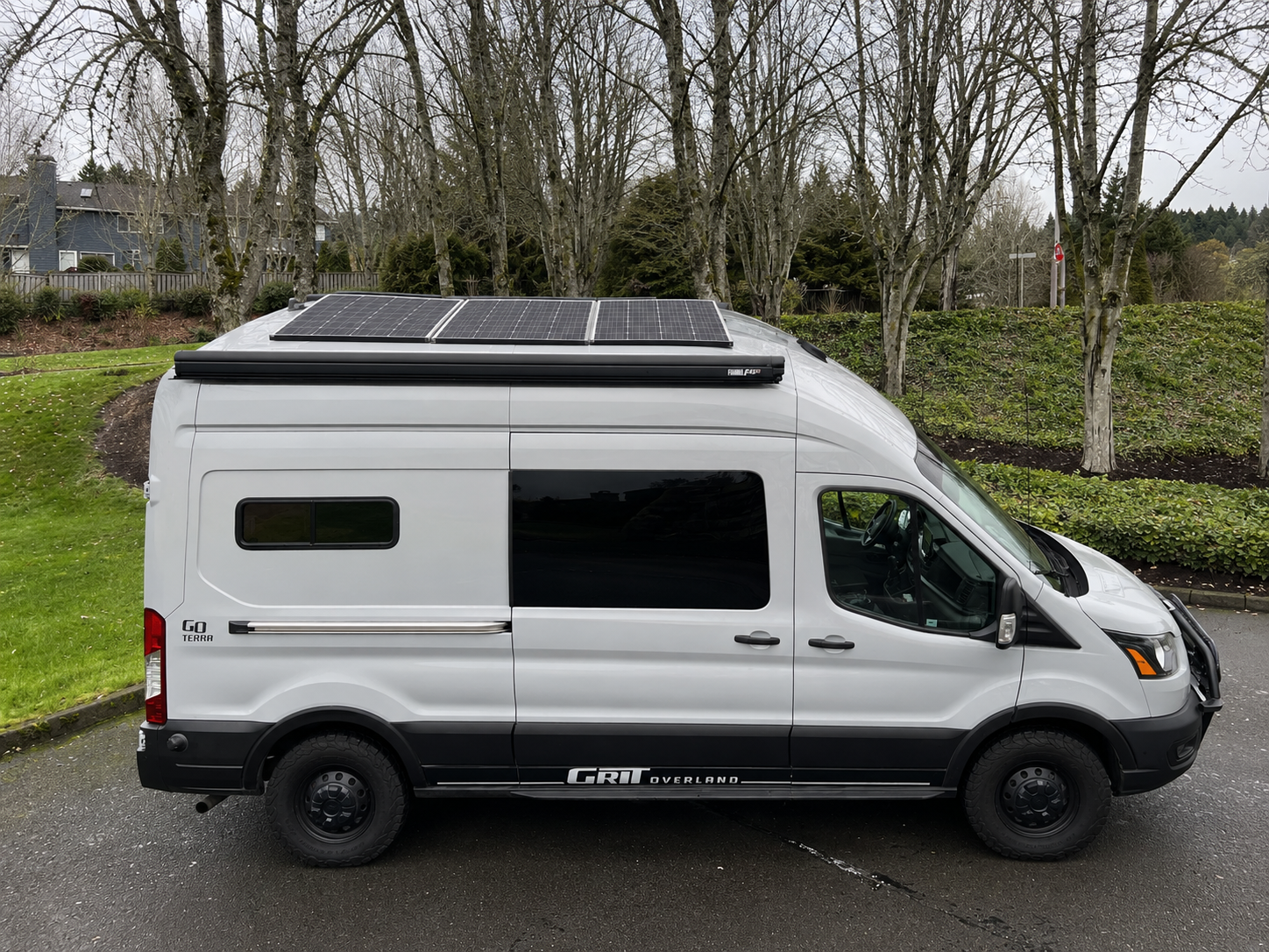 Food Trucks / Mobile Coffee & Business Vehicles solar application photo 7